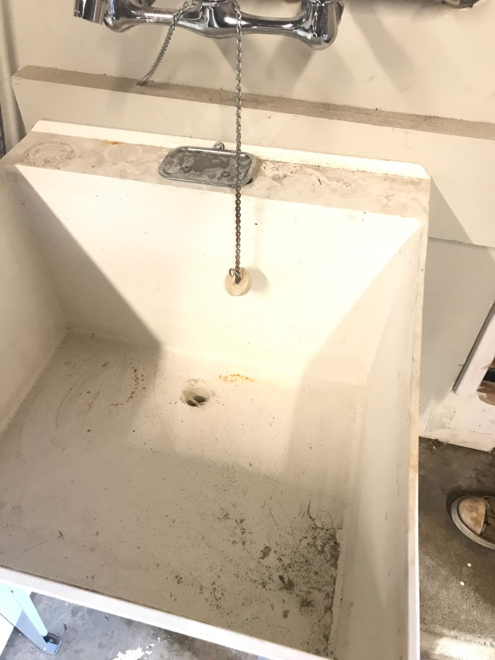 Modesto laundry sink stopped up